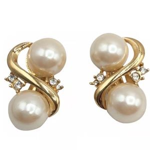 Vintage Richelieu Faux Pearl Gold Tone Swirl Earrings w Rhinestones Pierced